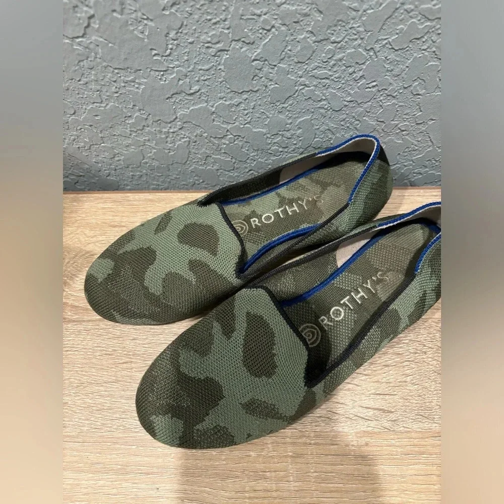 EUC Rothy’s The loafer Olive Camo Sz 6.5